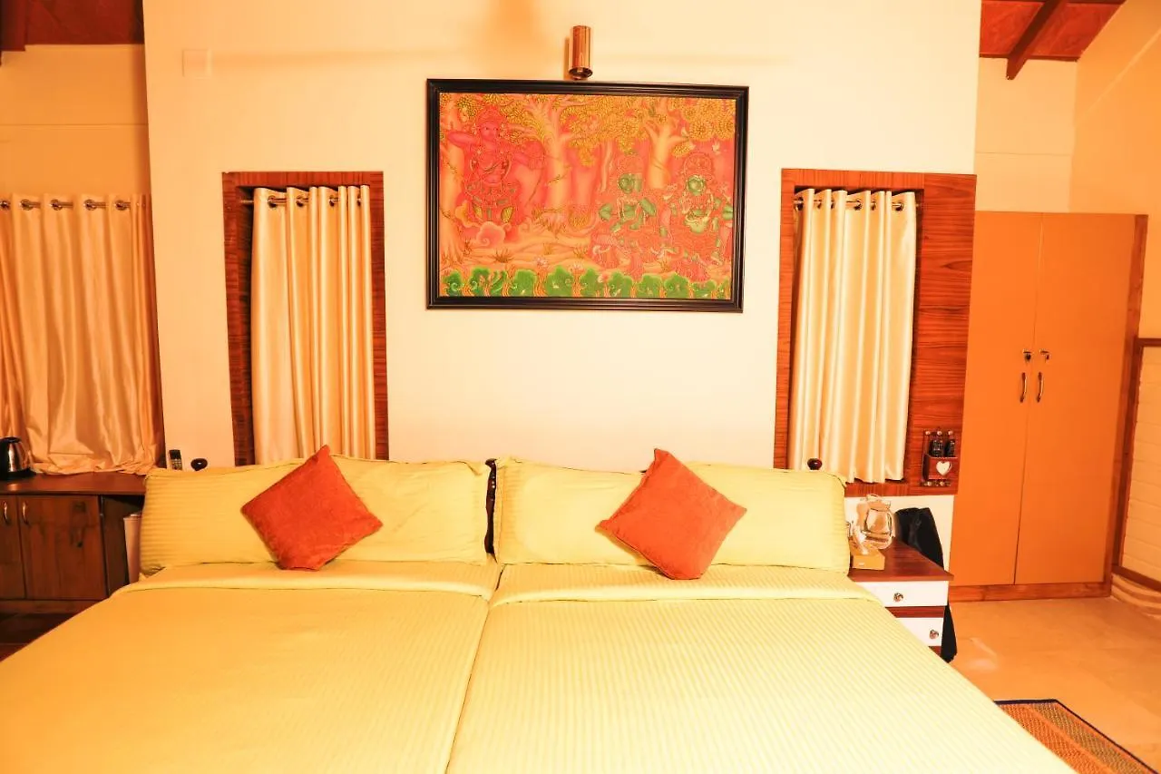 Neelambari Ecotoursm Hotel Thrissur
