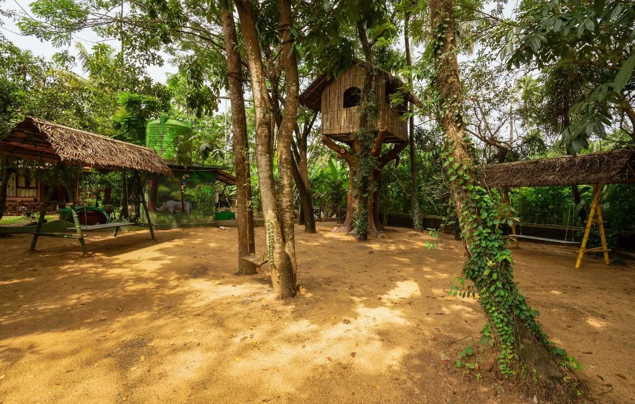 Neelambari Ecotoursm Hotel Thrissur